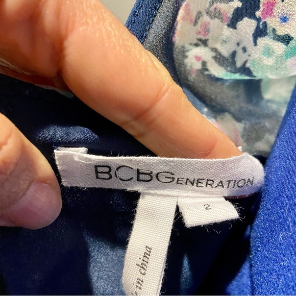 BCBGeneration Chiffon Floral Maxi Dress Half Sleeves Round Neck Back Zipper - Picture 10 of 14